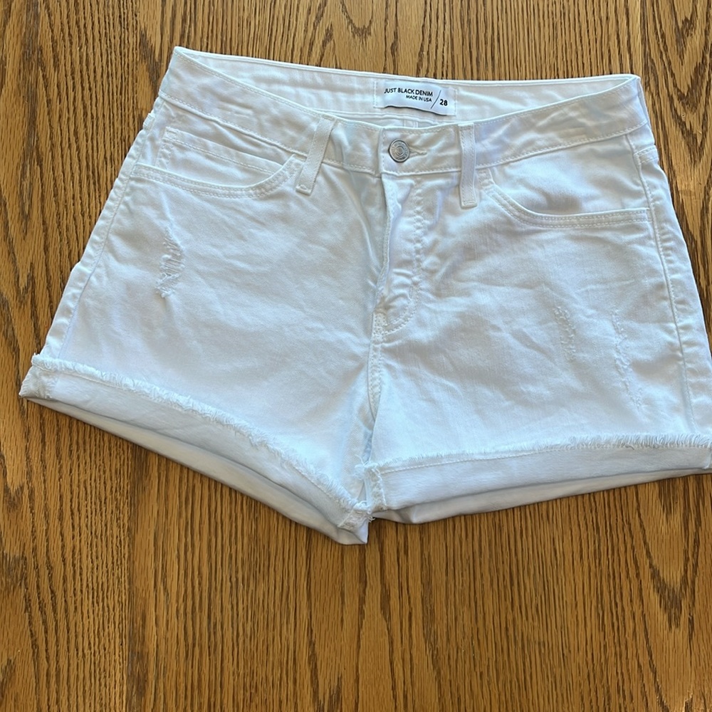 JUST BLACK Romeo Distressed Cuffed Frayed Denim Short - Picture 2 of 4